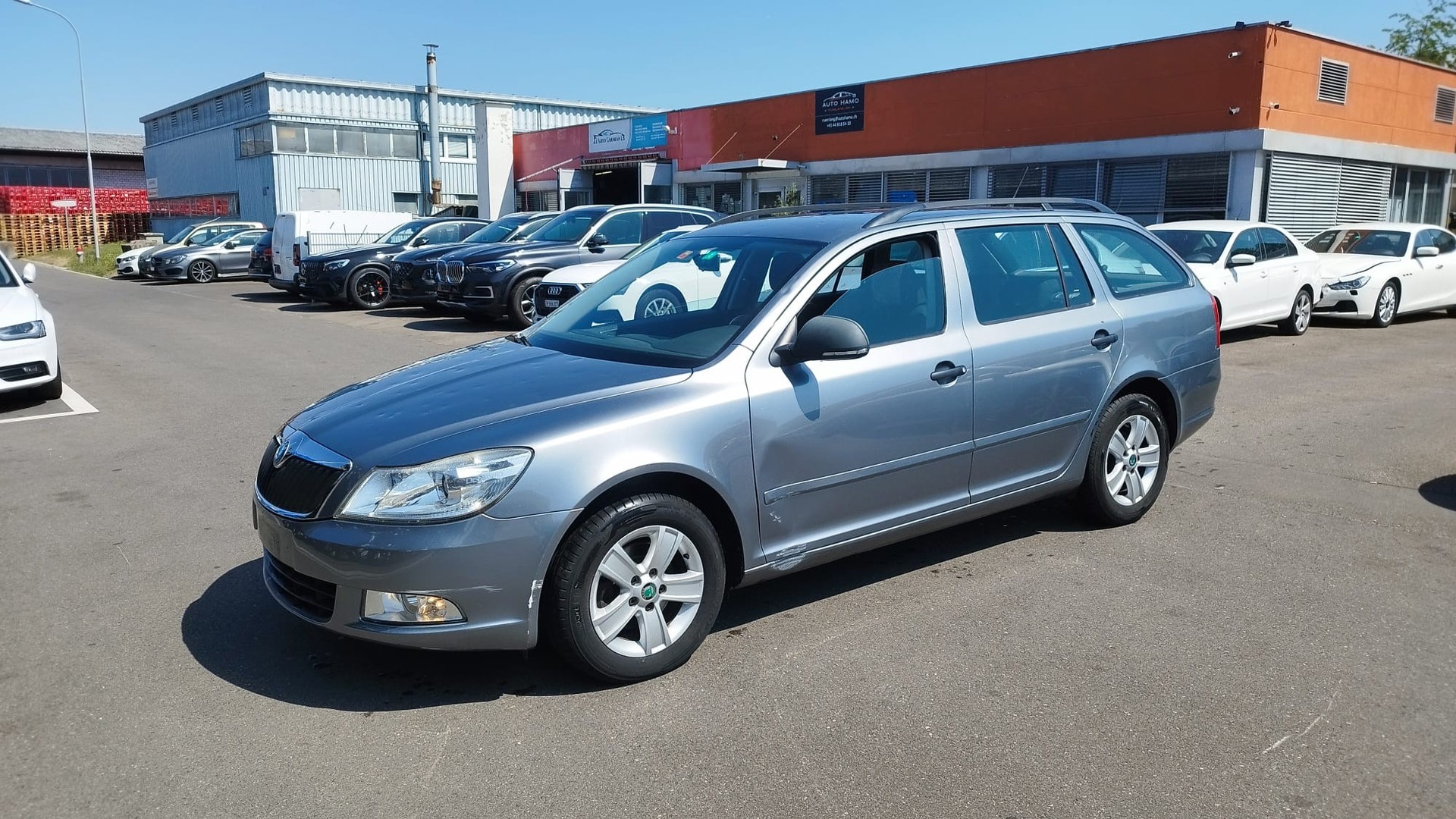 SKODA Octavia Combi 1.2 TSI Ambiente DSG-image-0