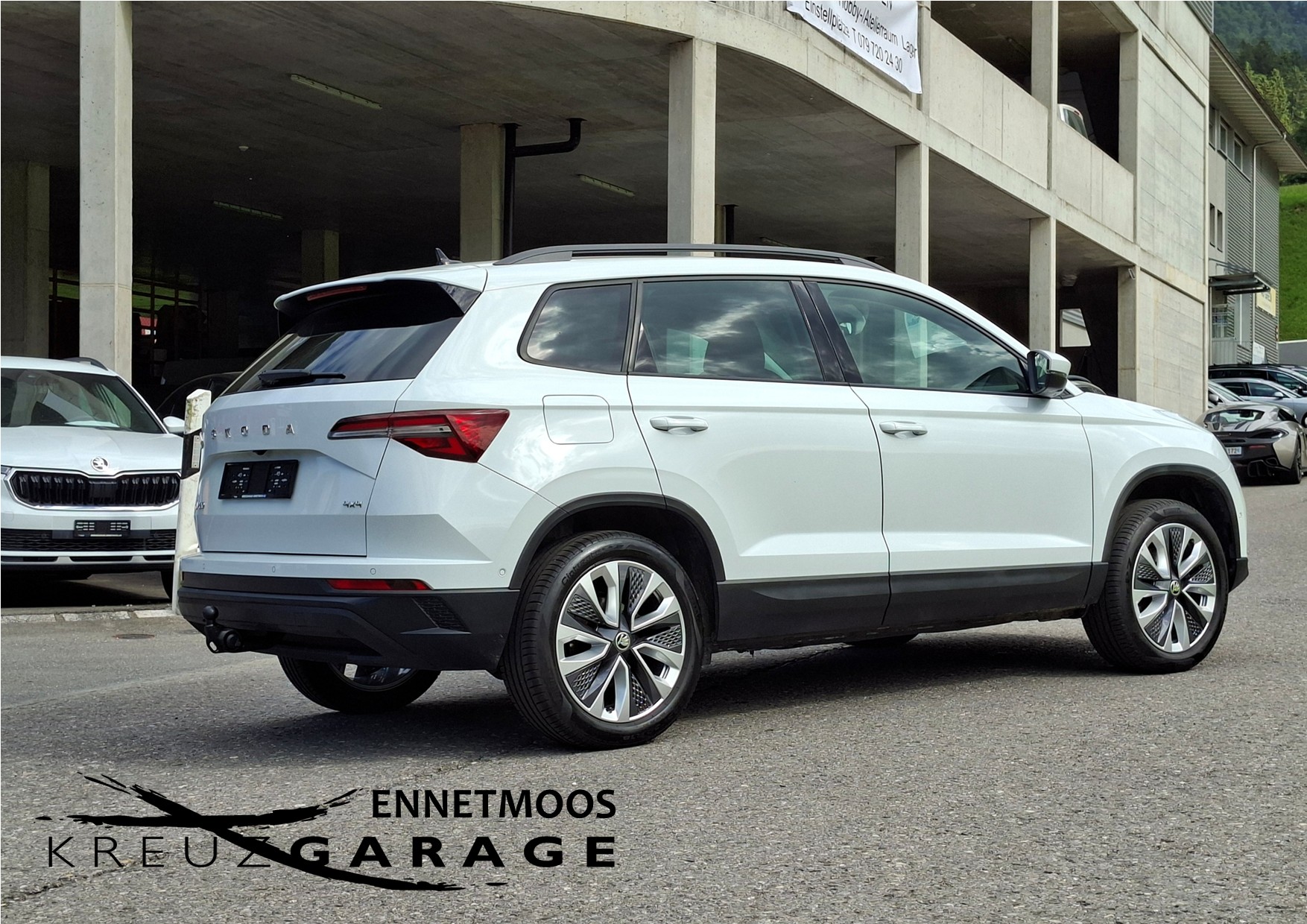 SKODA Karoq 2.0 TDI CR Style 4x4 DSG *Anhängerkup.+Winterkomplettrad*-image-4
