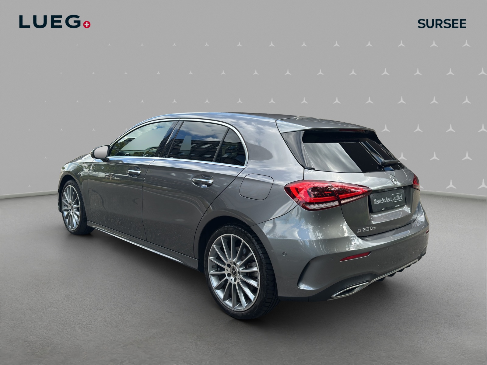 MERCEDES-BENZ A 250e AMG Line 8G-DCT-image-2