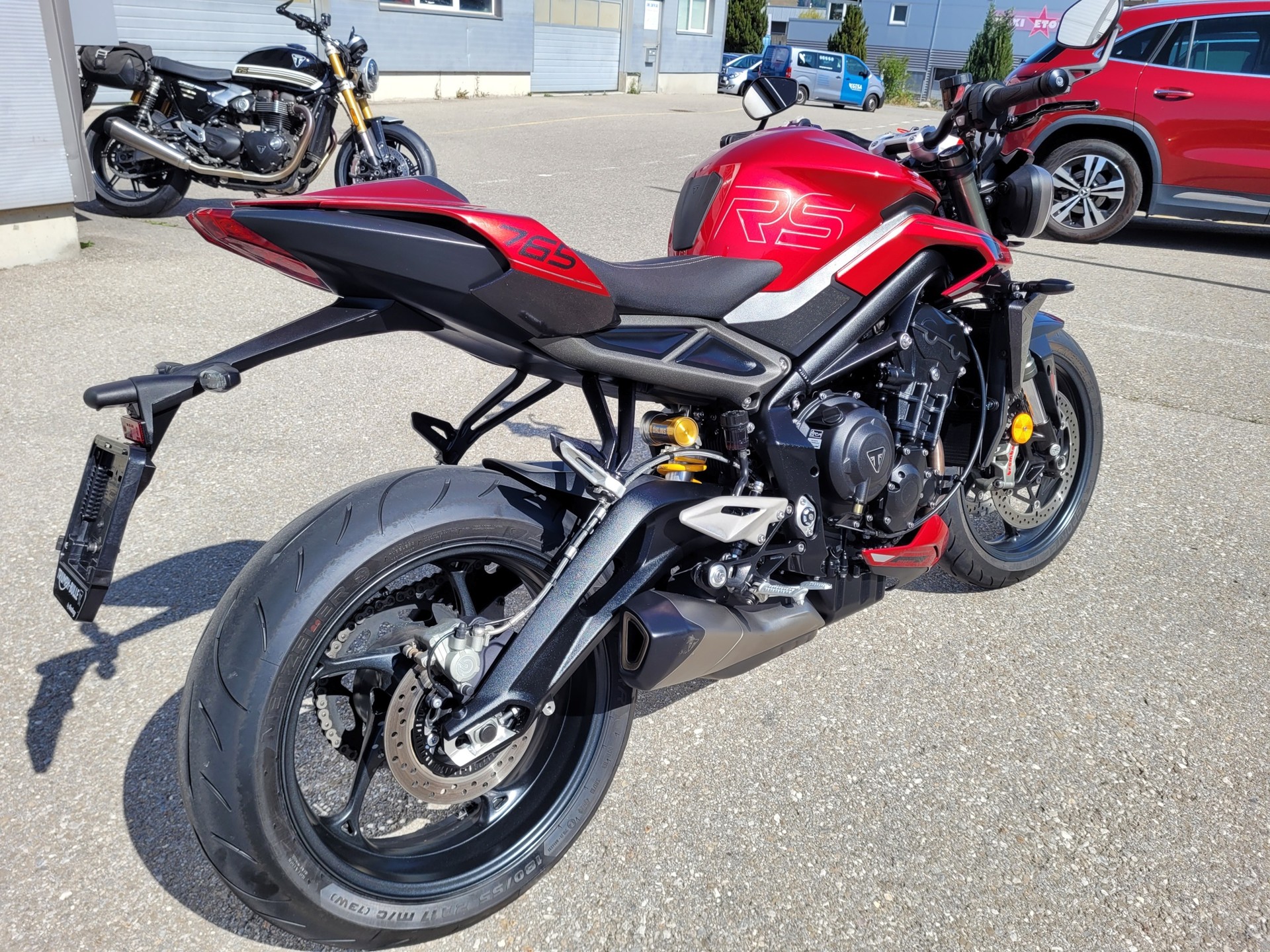 TRIUMPH Street Triple RS 765-showroom-element-2