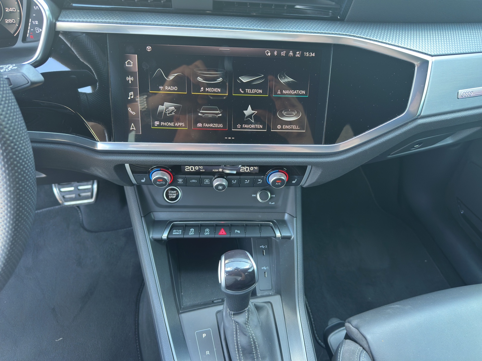 AUDI Q3 Sportback 35 TFSI S line Attraction S-tronic-image-8