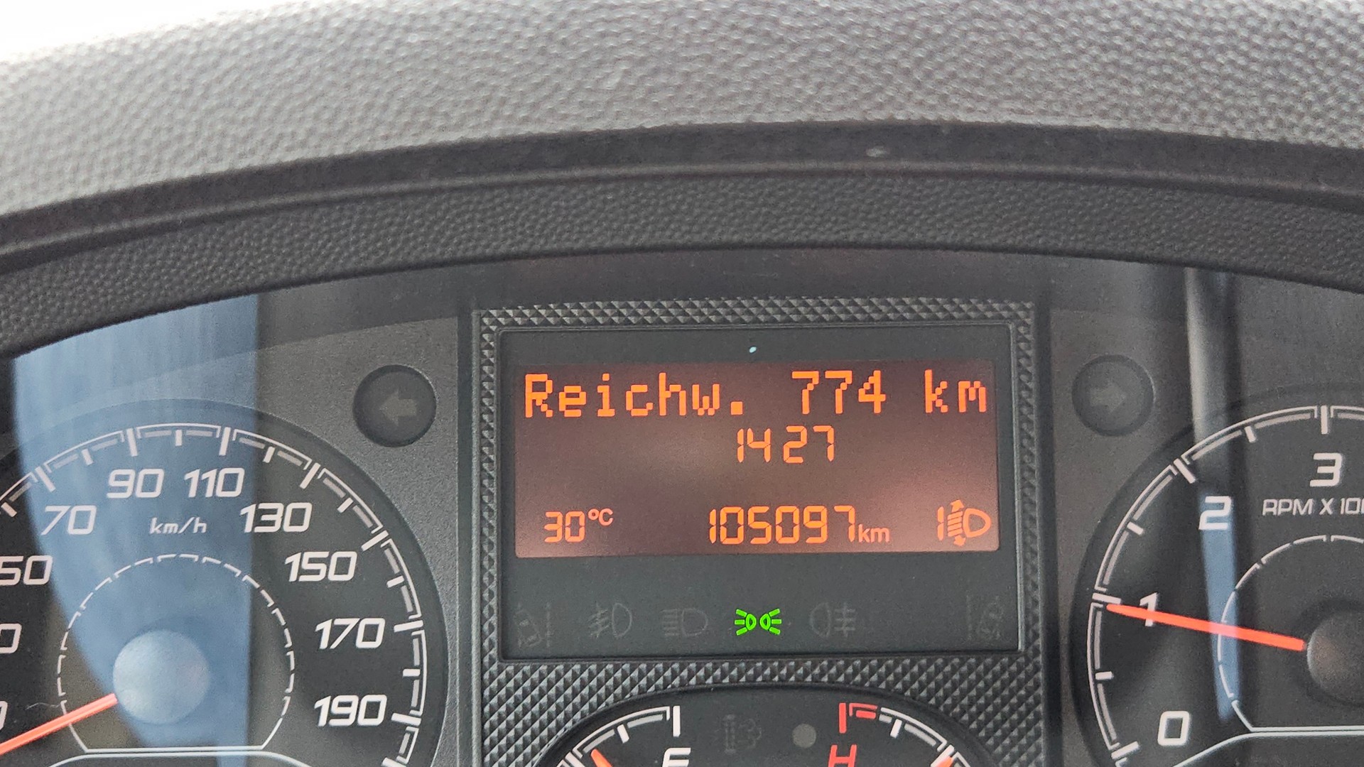 CITROEN Jumper 33 2.2 HDi 130 Confort L2H1-image-6