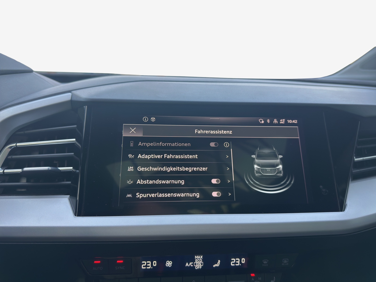 AUDI Q4 e-tron 50 quattro-image-14