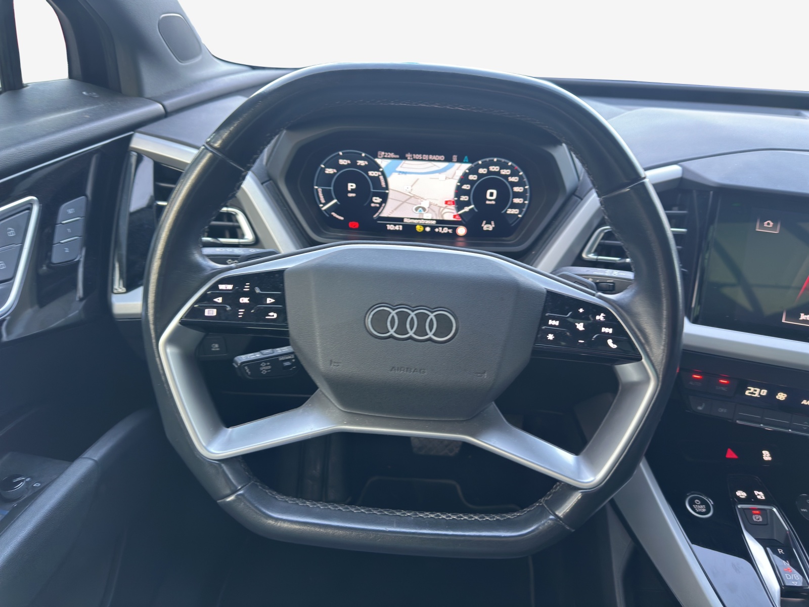 AUDI Q4 e-tron 50 quattro-image-9