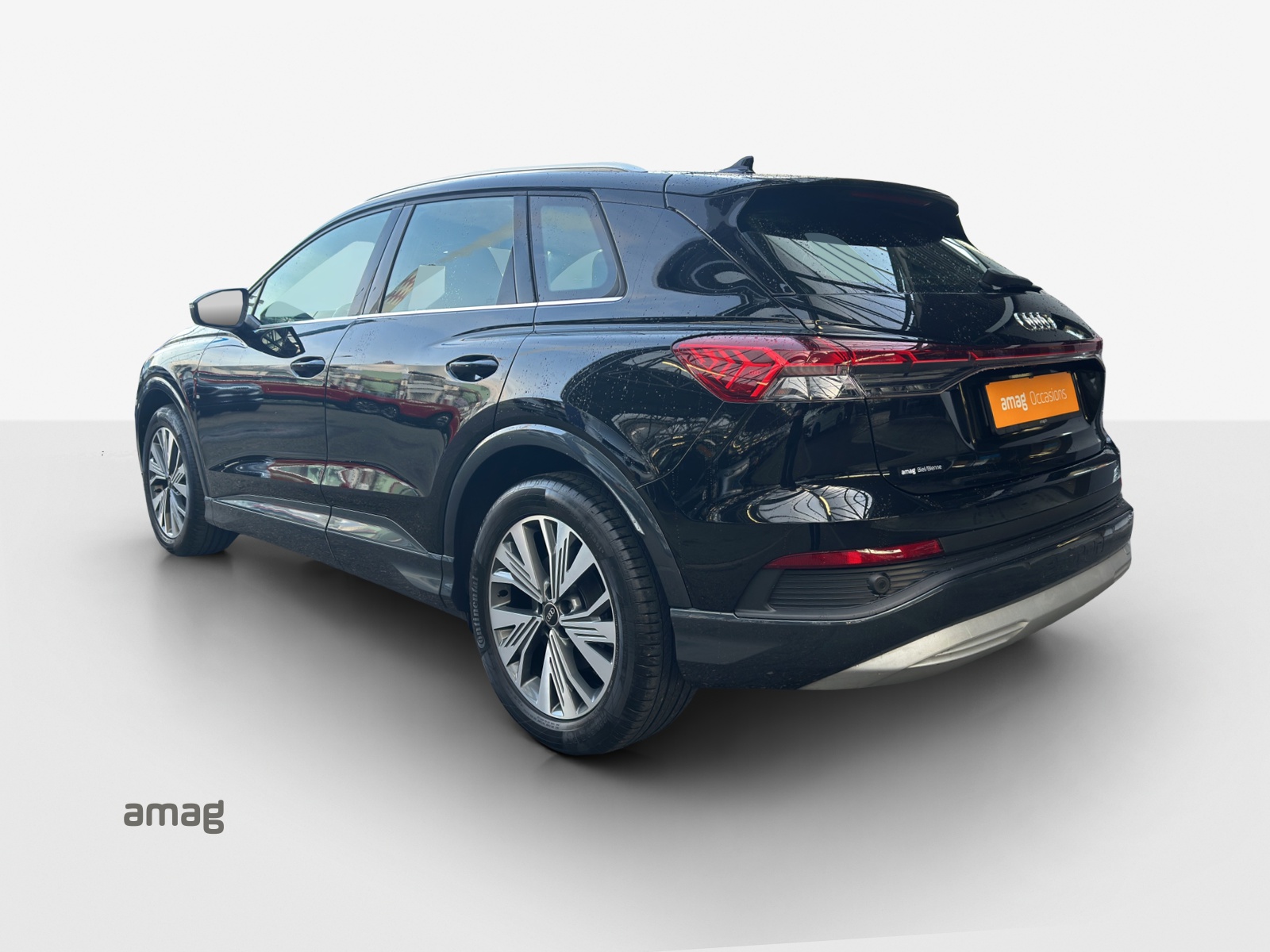 AUDI Q4 e-tron 50 quattro-image-2