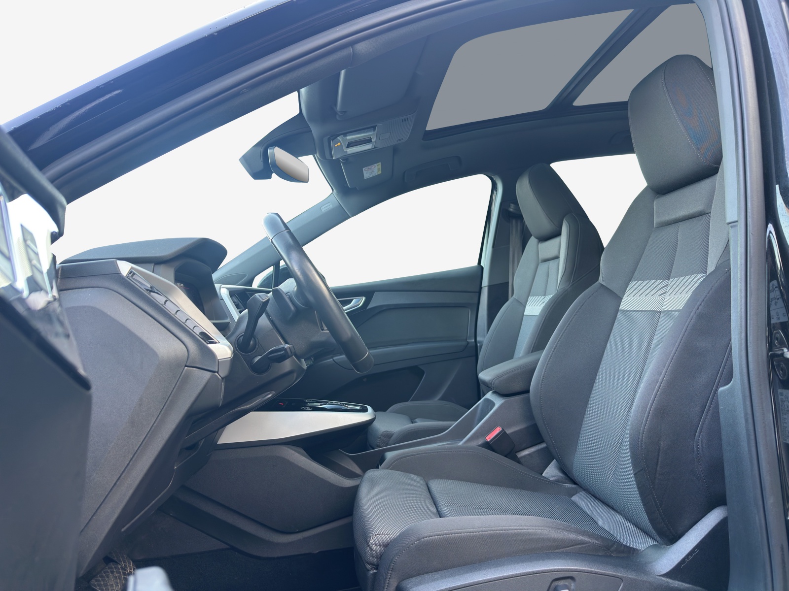 AUDI Q4 e-tron 50 quattro-image-7