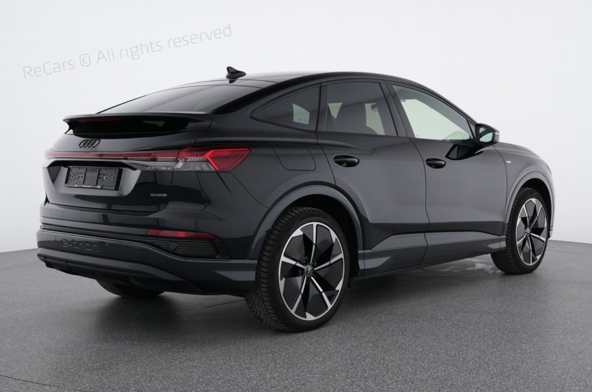 AUDI Q4 Sportback e-tron 55 quattro-image-5