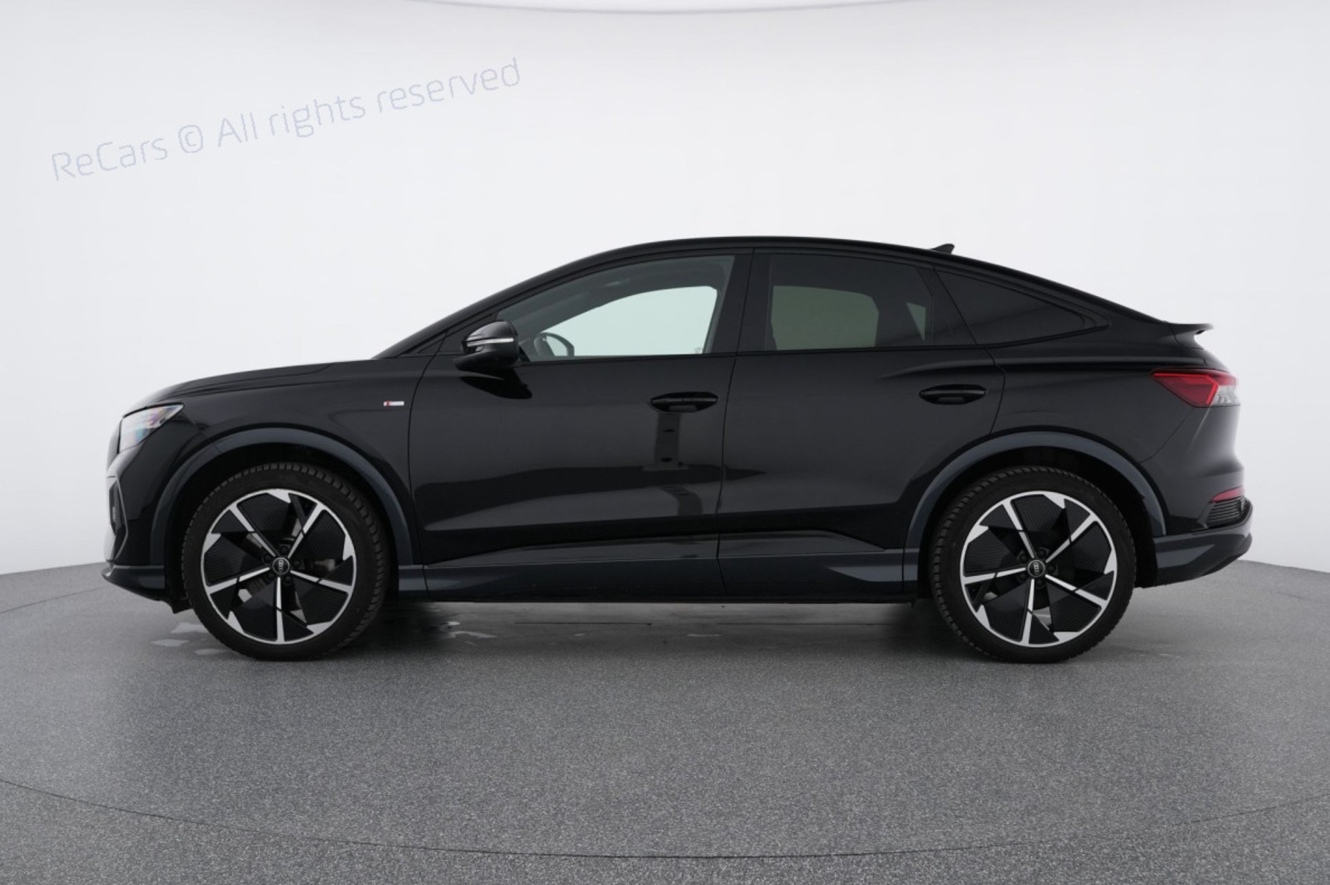 AUDI Q4 Sportback e-tron 55 quattro-image-3
