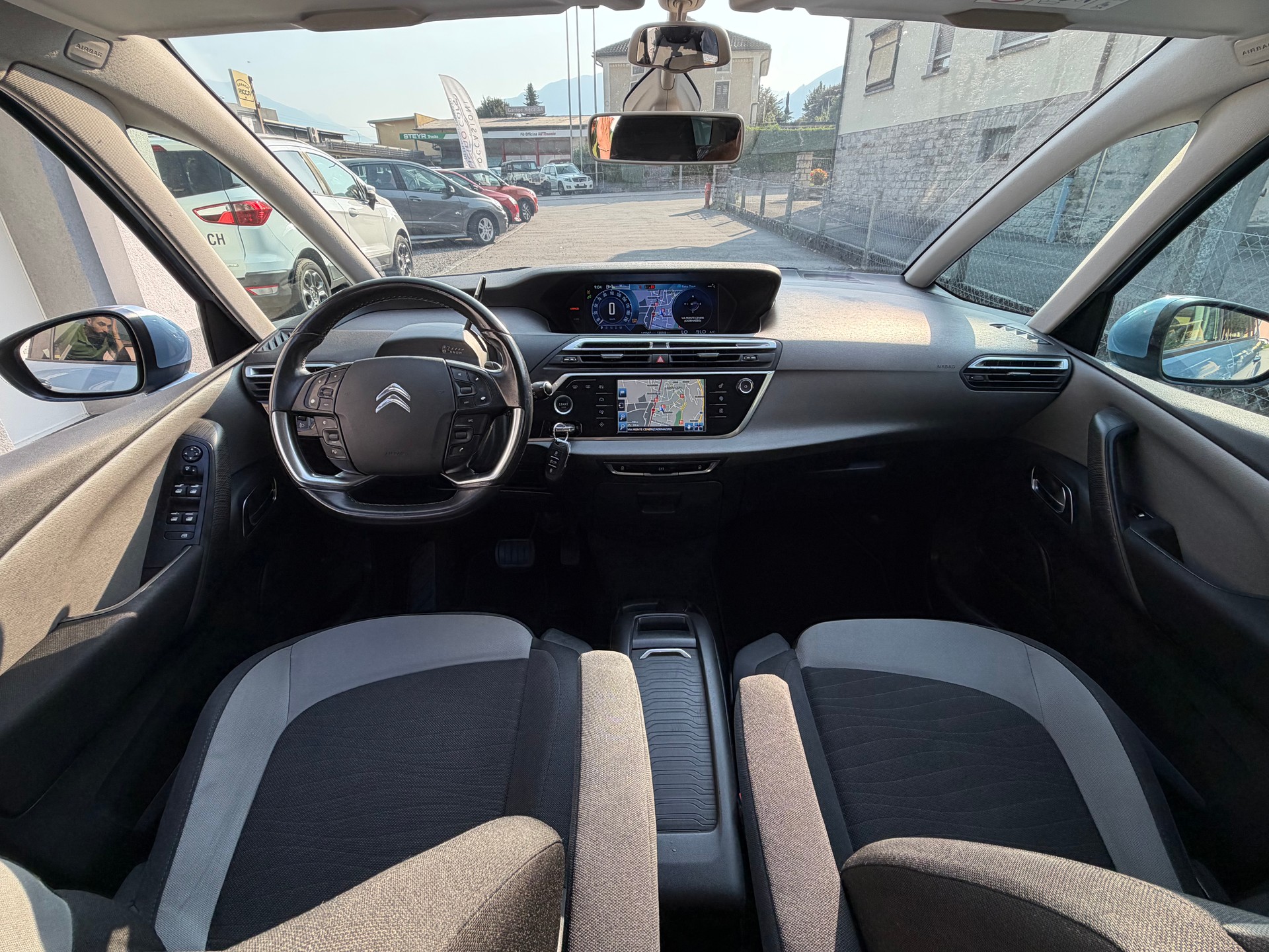 CITROEN Grand C4 Picasso 1.6i 16V e-THP Intensive-image-1