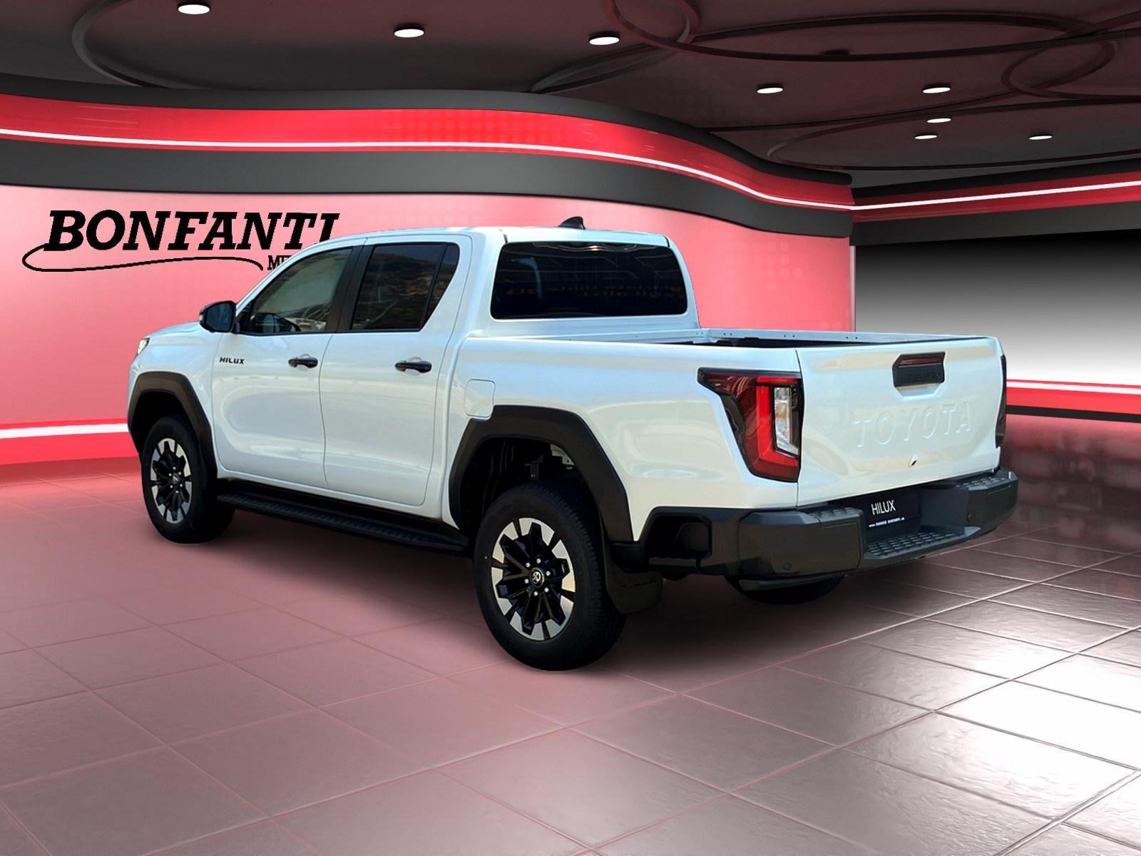 TOYOTA Hilux Double Cab.-Pick-up 2.8 D-4D MHEV 204 Style-image-13