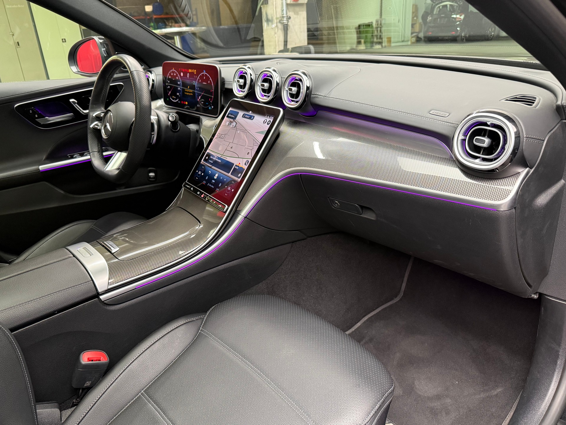 MERCEDES-BENZ C 220 d AMG Line 4matic Werksgarantie Vollausstattung-image-9