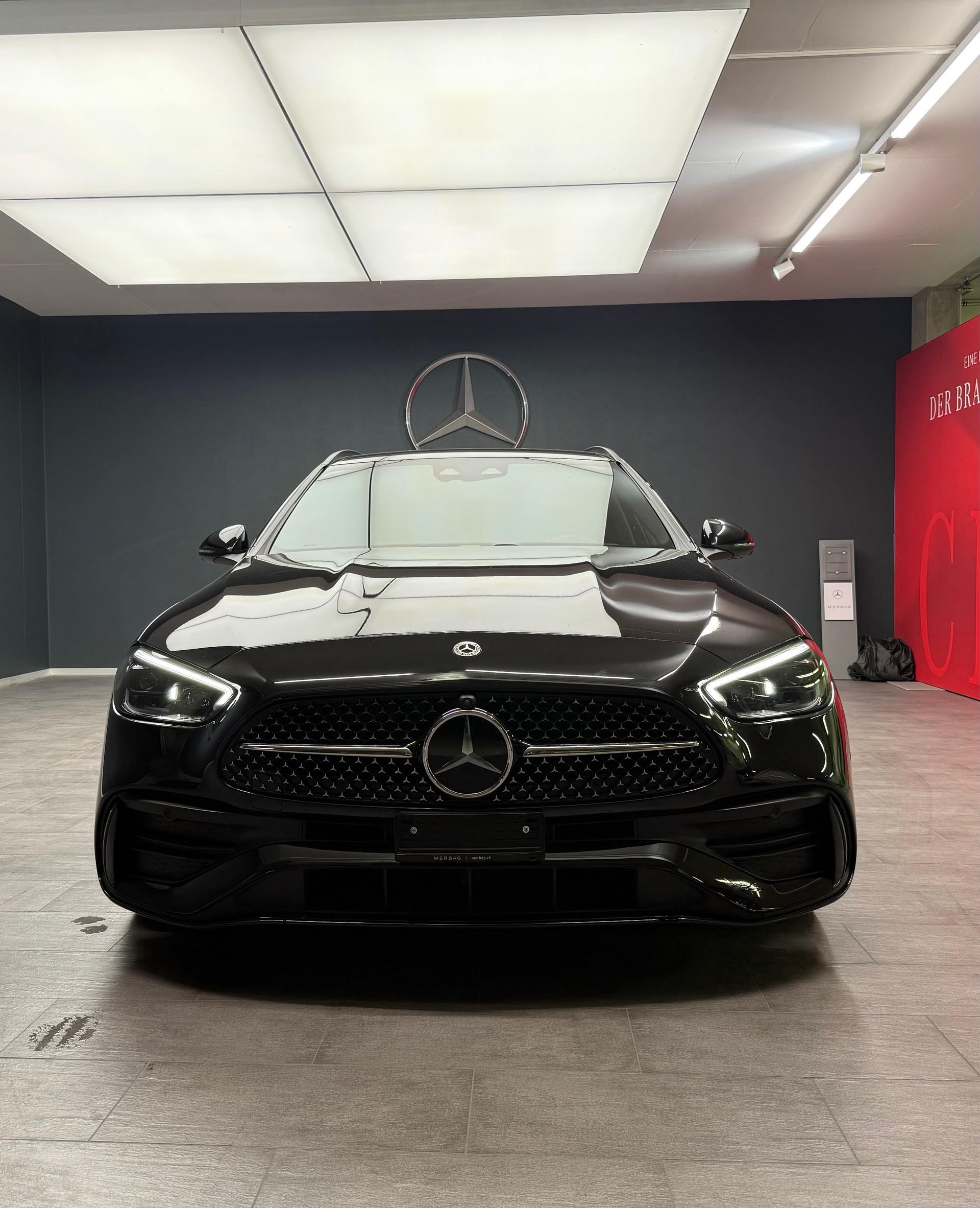 MERCEDES-BENZ C 220 d AMG Line 4matic Werksgarantie Vollausstattung-image-1