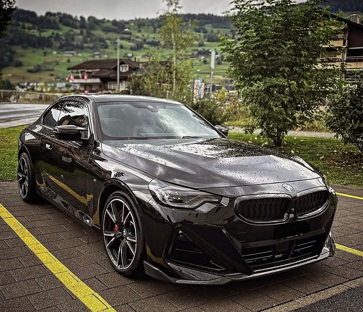 BMW M240i xDrive-image-0