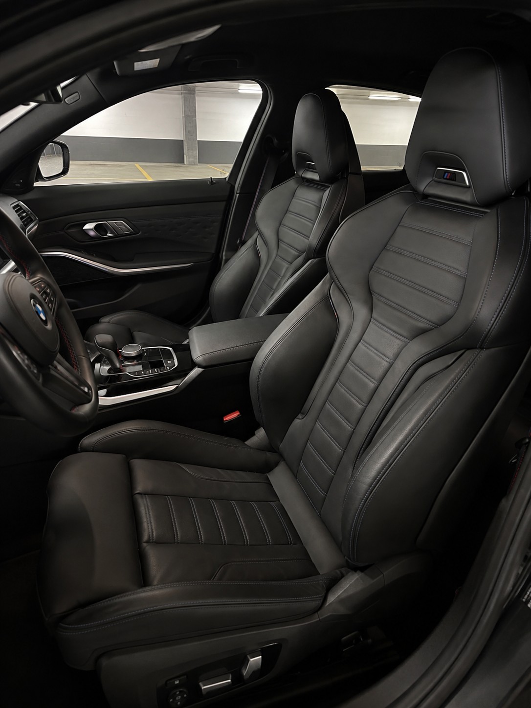 BMW M240i xDrive-image-2