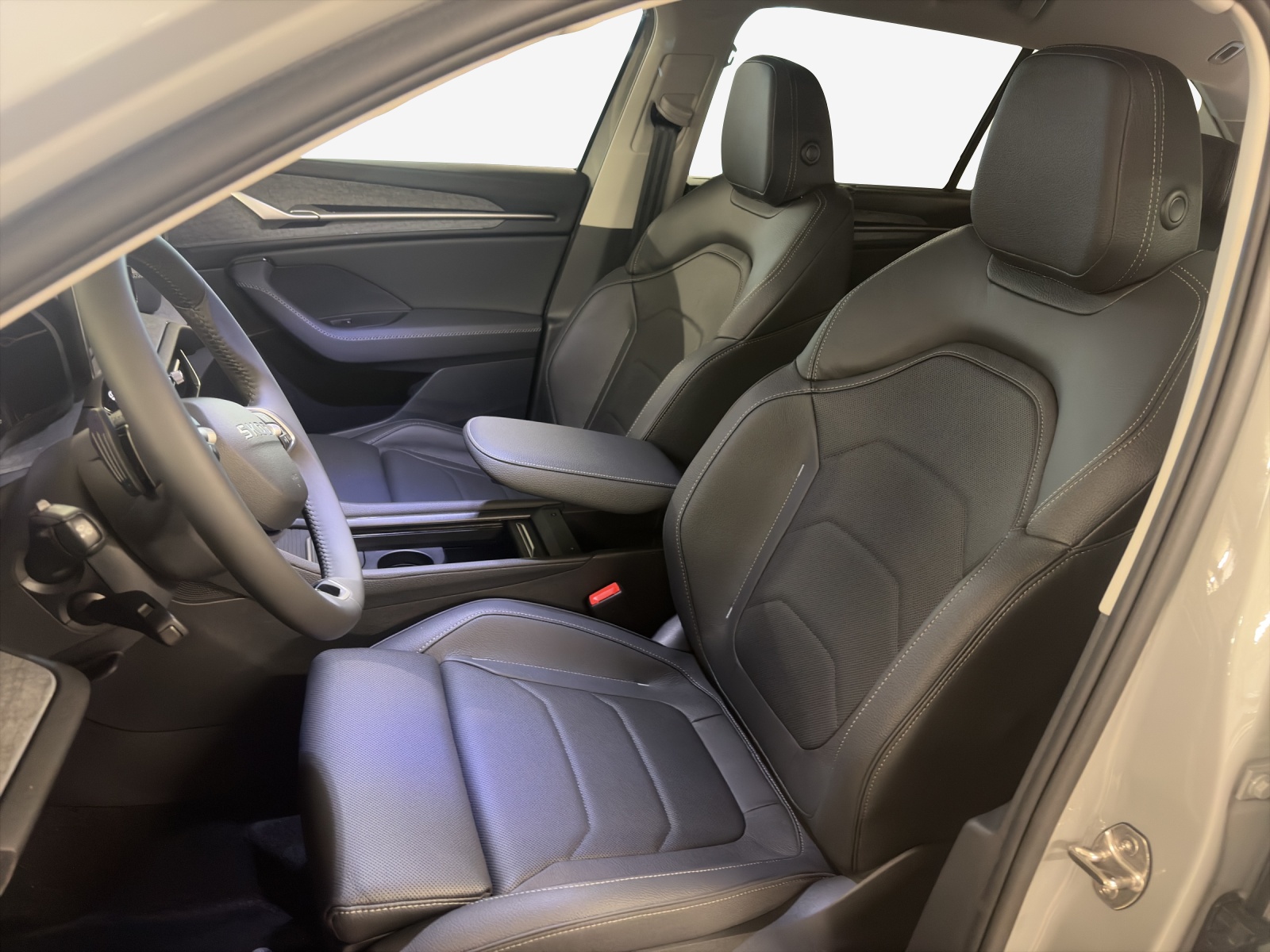 SKODA Kodiaq 2.0 TDI Selection 4x4-image-14
