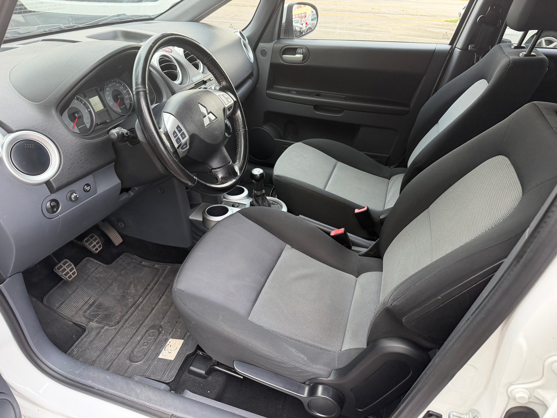 MITSUBISHI Colt 1.3 16V Diamond ClearTec-image-10
