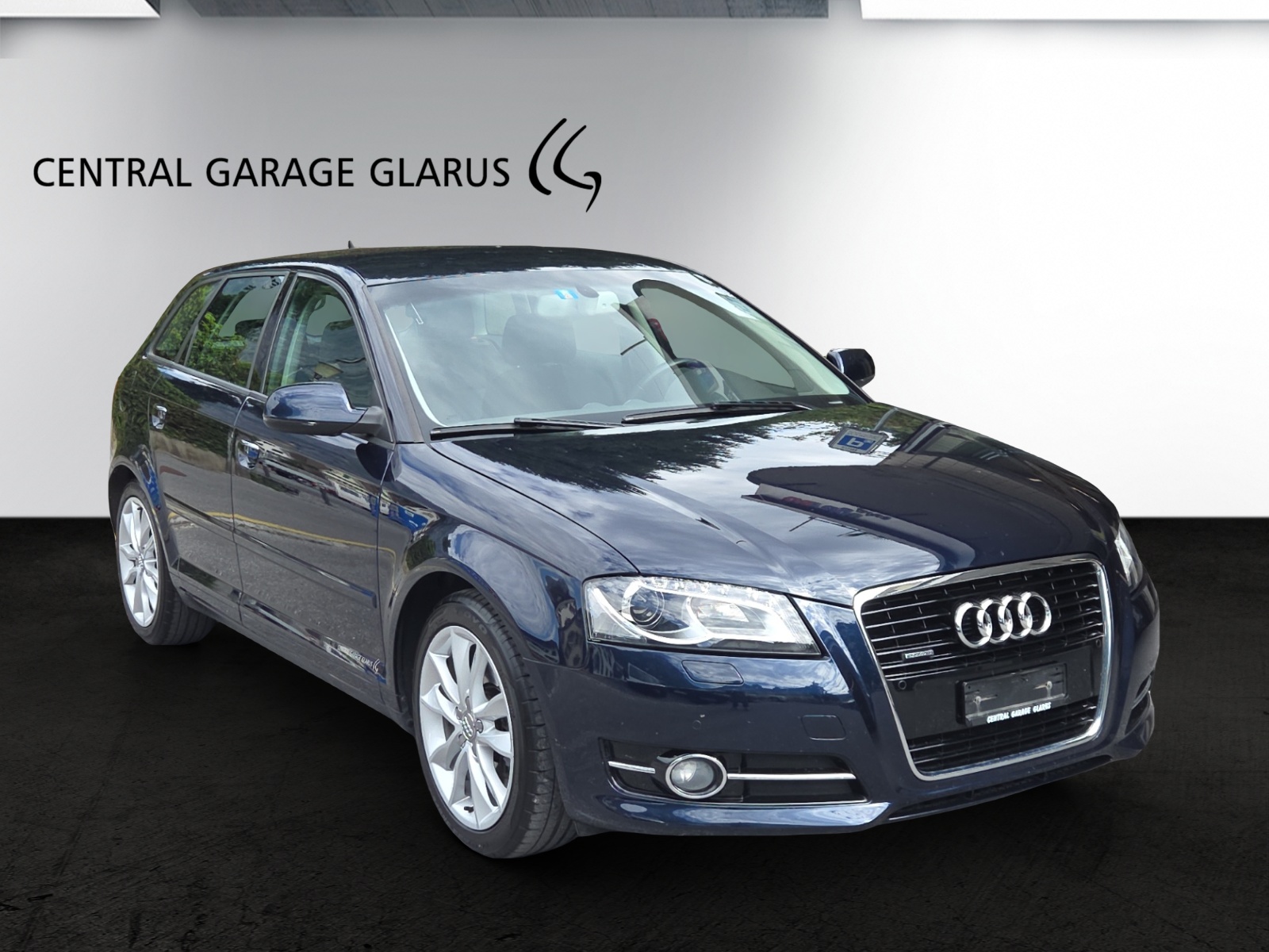 AUDI A3 Sportback 2.0 TDI Ambition quattro-showroom-element-1