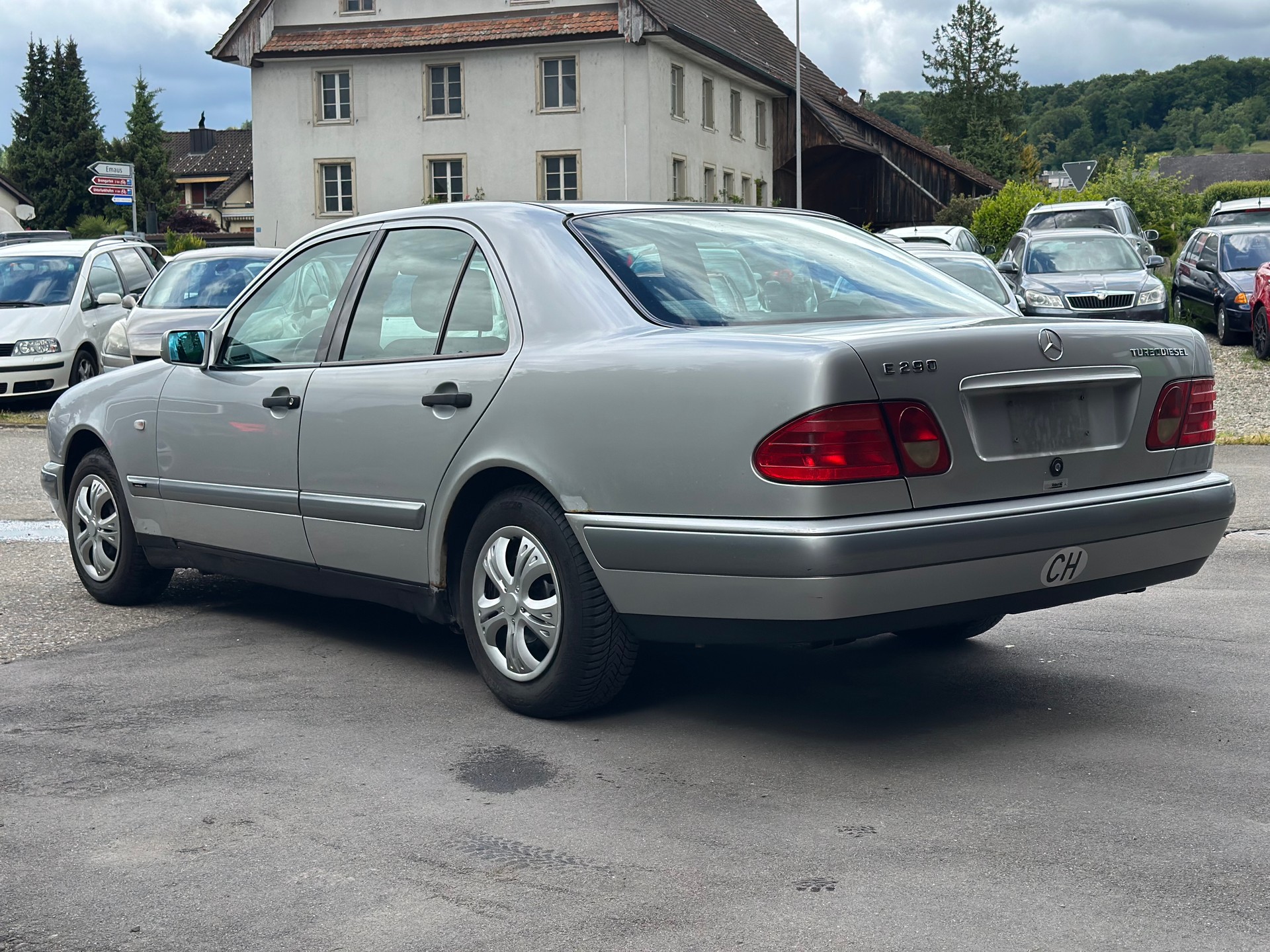 MERCEDES-BENZ E 290 TD Classic-image-6