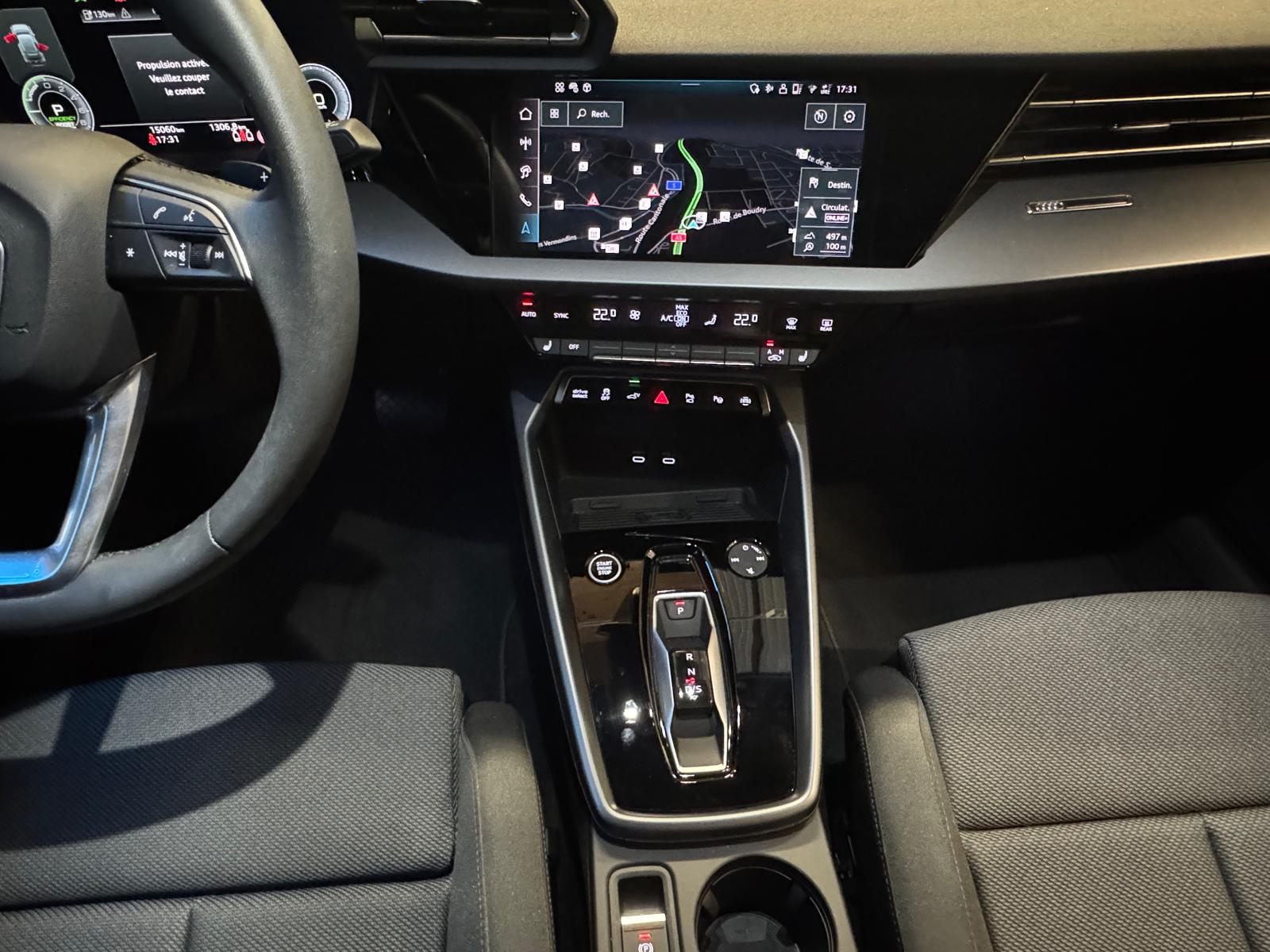 AUDI A3 Sportback 40 TFSI e S line S-tronic-image-14