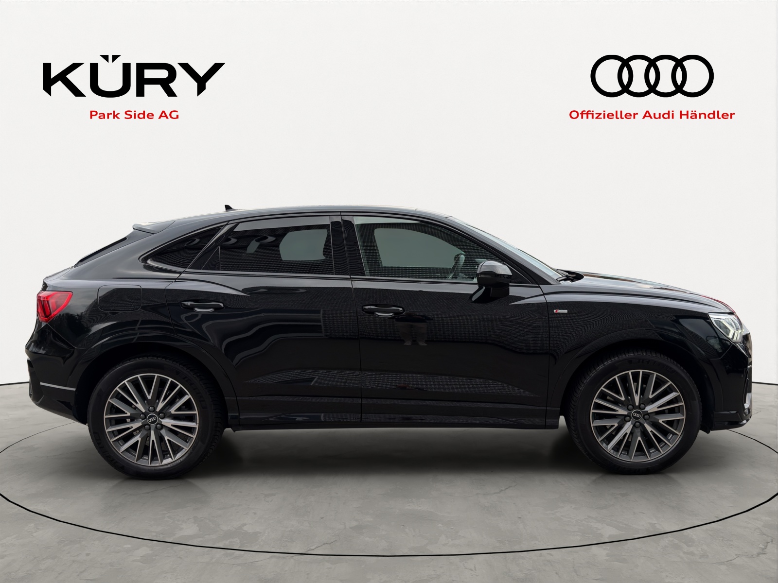 AUDI Q3 Sportback 40 TDI S line Attraction 200PS-image-2