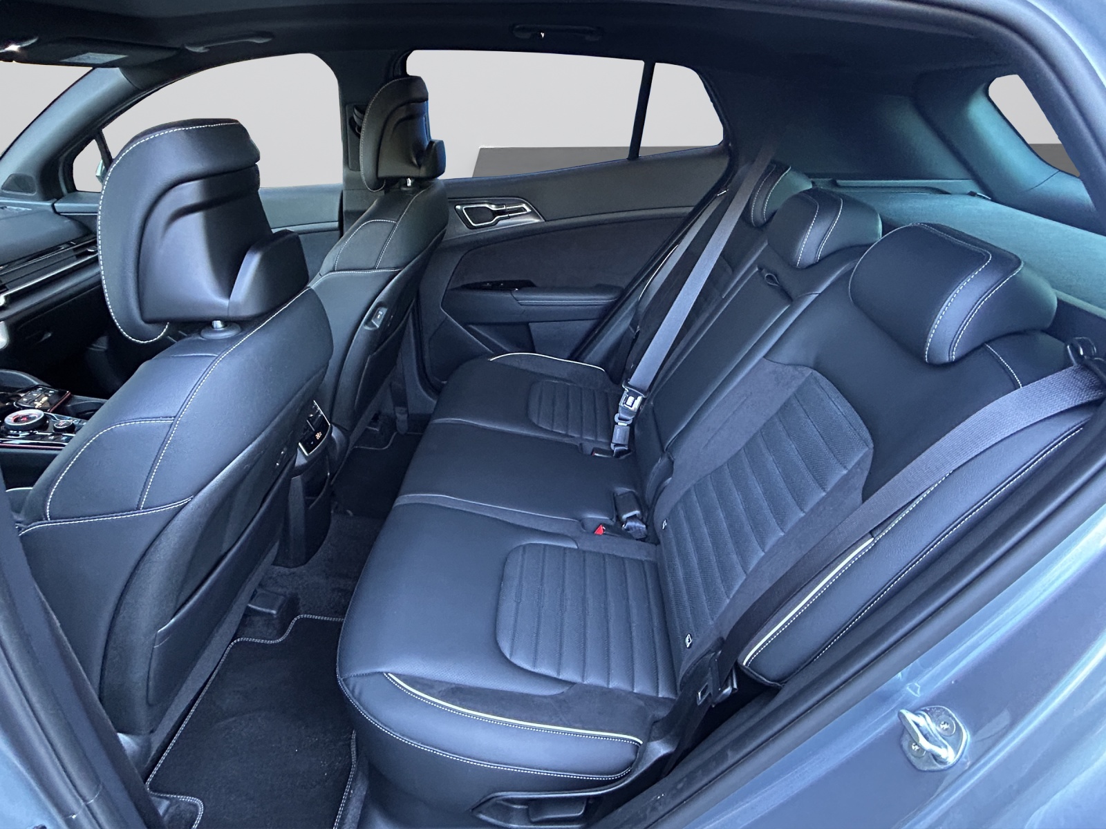 KIA Sportage1.6T HEV4x4 GT A-image-7