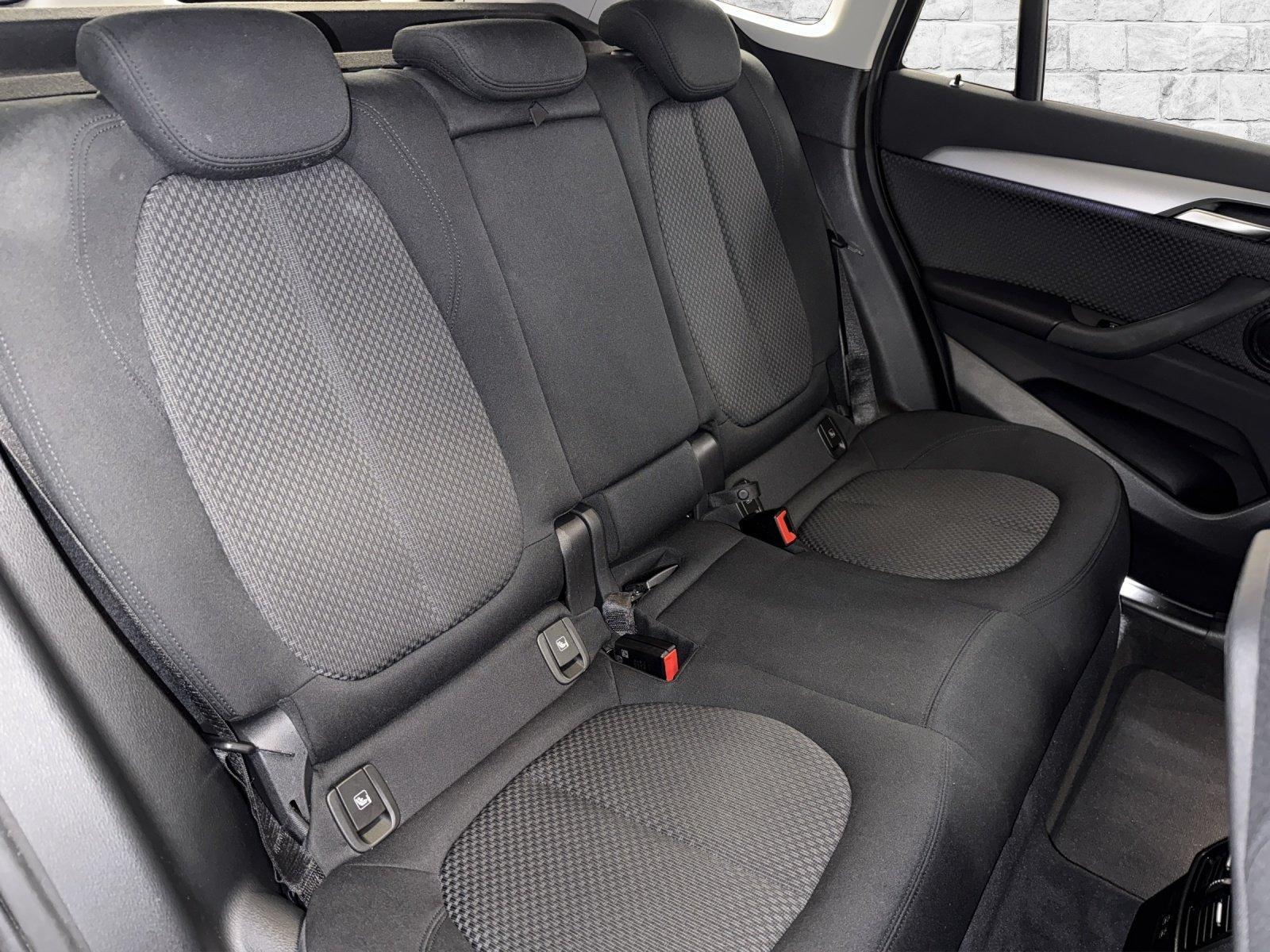 BMW X1 25e xDrive-image-18
