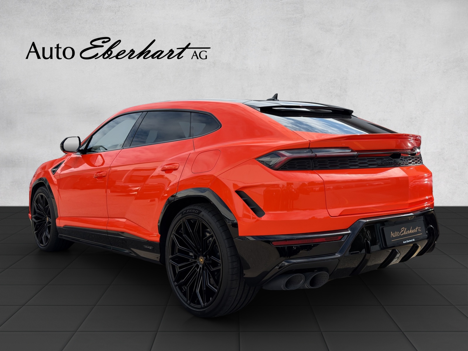 LAMBORGHINI Urus SE-image-1