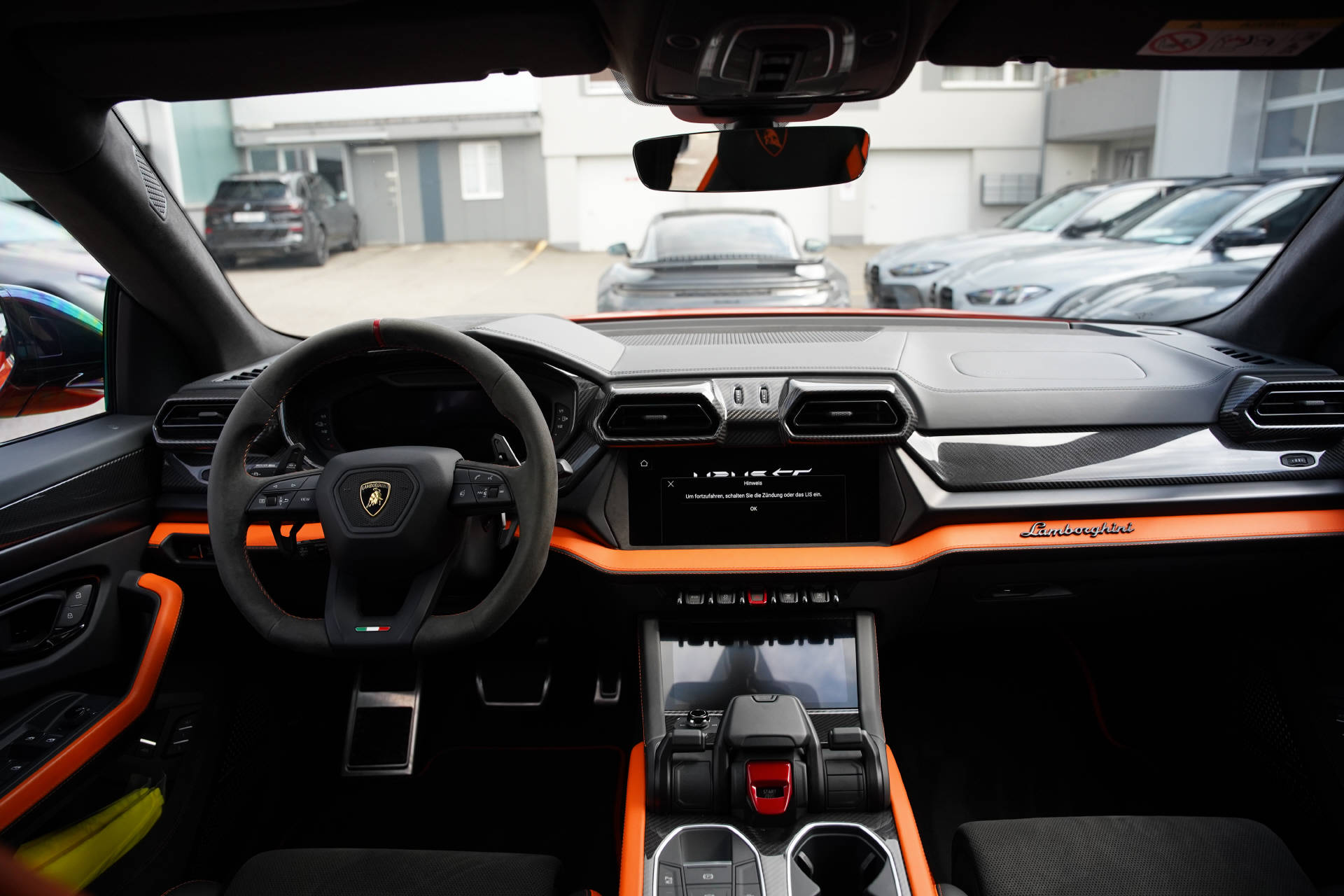 LAMBORGHINI Urus SE-image-11