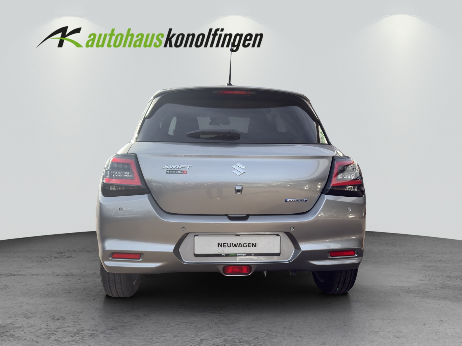 SUZUKI Swift 1.2 Sakura Top Hybrid-image-7