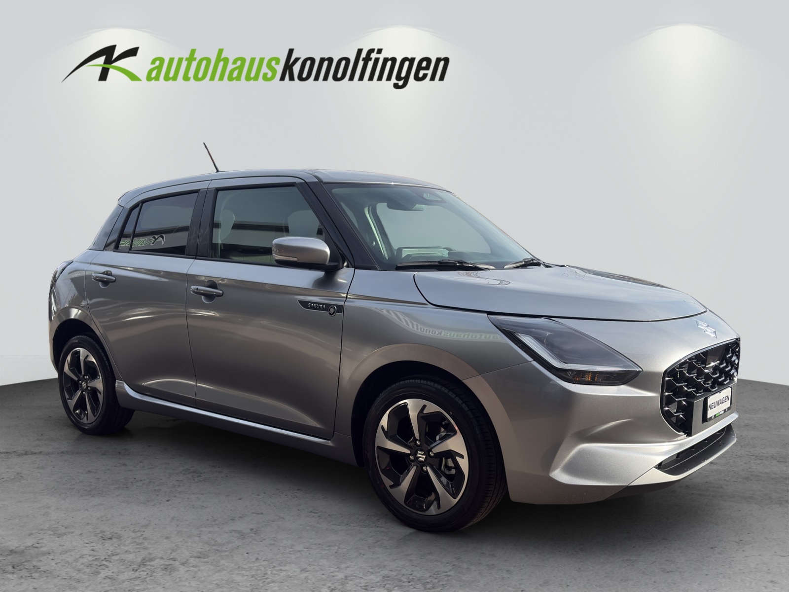 SUZUKI Swift 1.2 Sakura Top Hybrid-image-5