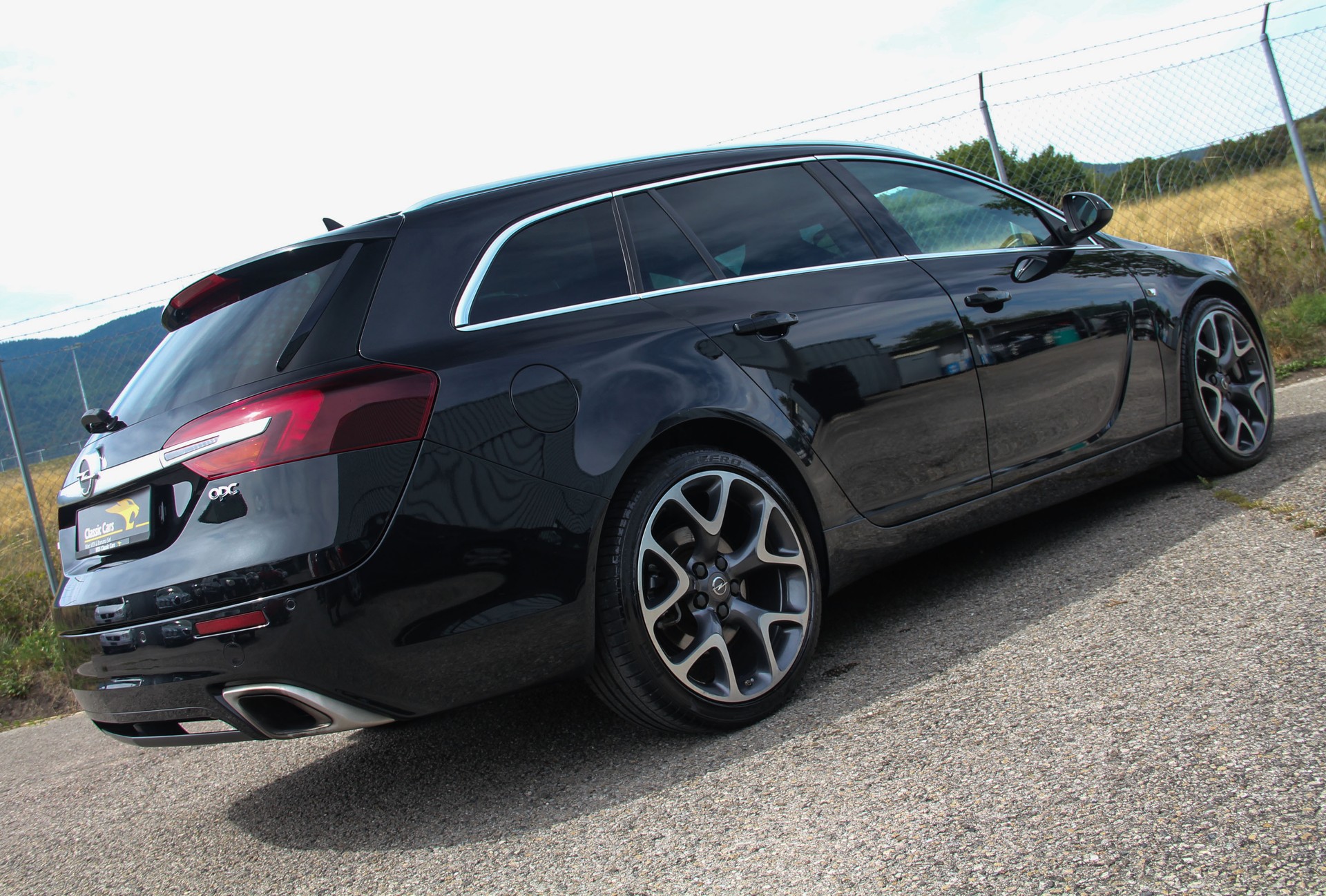 OPEL Insignia Sports Tourer 2.8 Turbo OPC 4WD Automatic-image-21