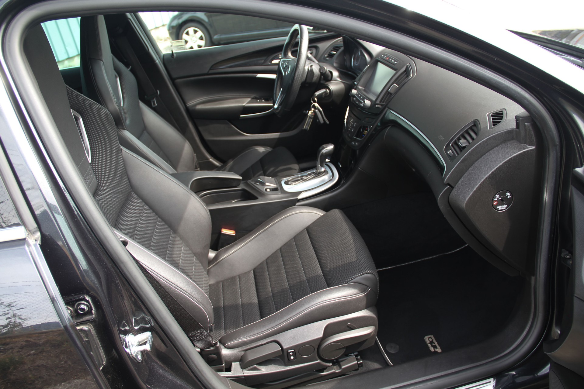 OPEL Insignia Sports Tourer 2.8 Turbo OPC 4WD Automatic-image-9