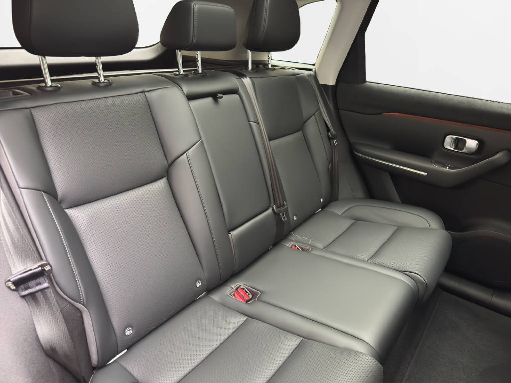LEAPMOTOR C10 EV Design AWD-image-7