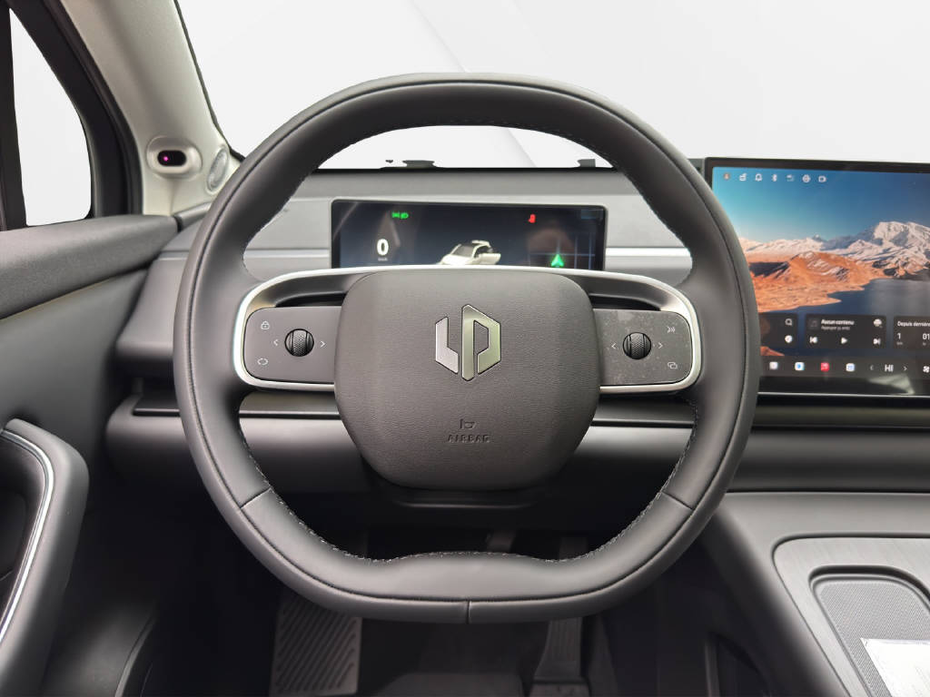 LEAPMOTOR C10 EV Design AWD-image-5