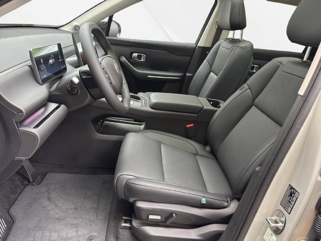 LEAPMOTOR C10 EV Design AWD-image-4