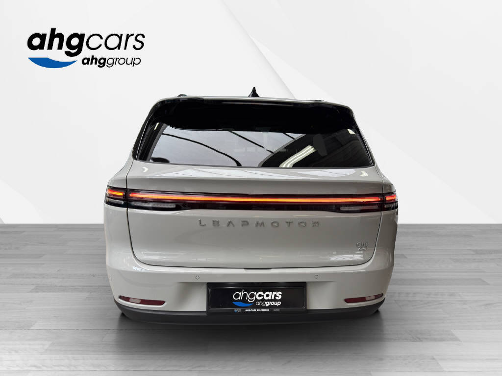 LEAPMOTOR C10 EV Design AWD-showroom-element-3