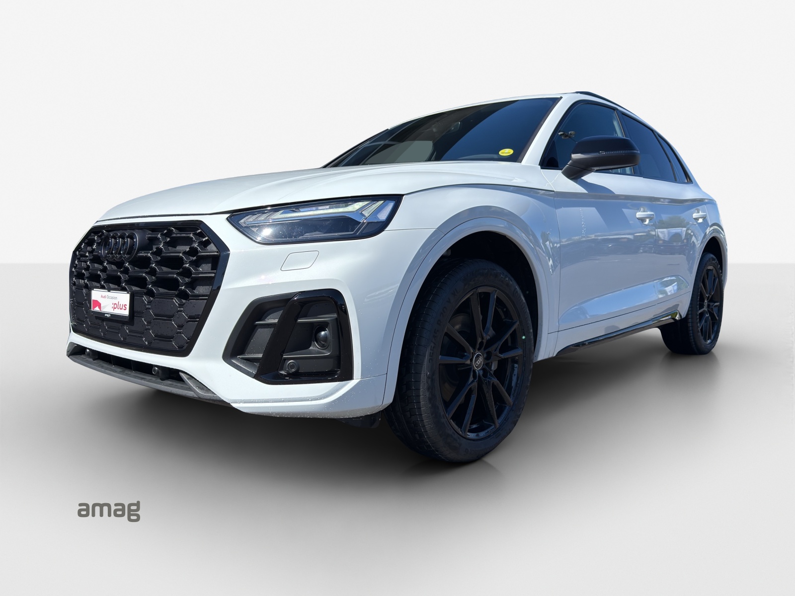 AUDI Q5 40 TDI Black Edition quattro S-tronic-image-0