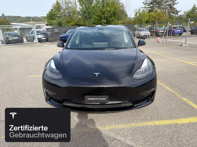 TESLA Model 3 Long Range AWD-showroom-element-2