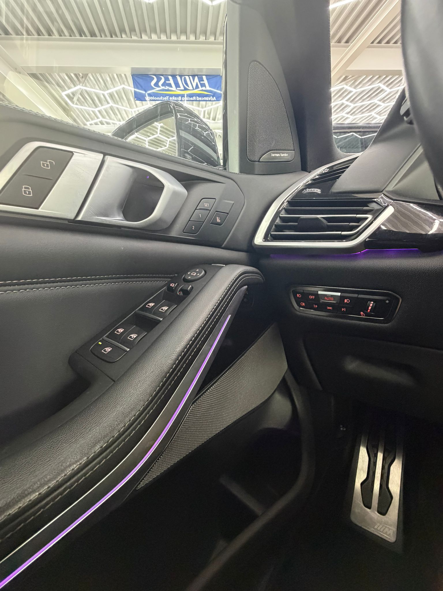 BMW X5 xDrive 40i Steptronic-image-11