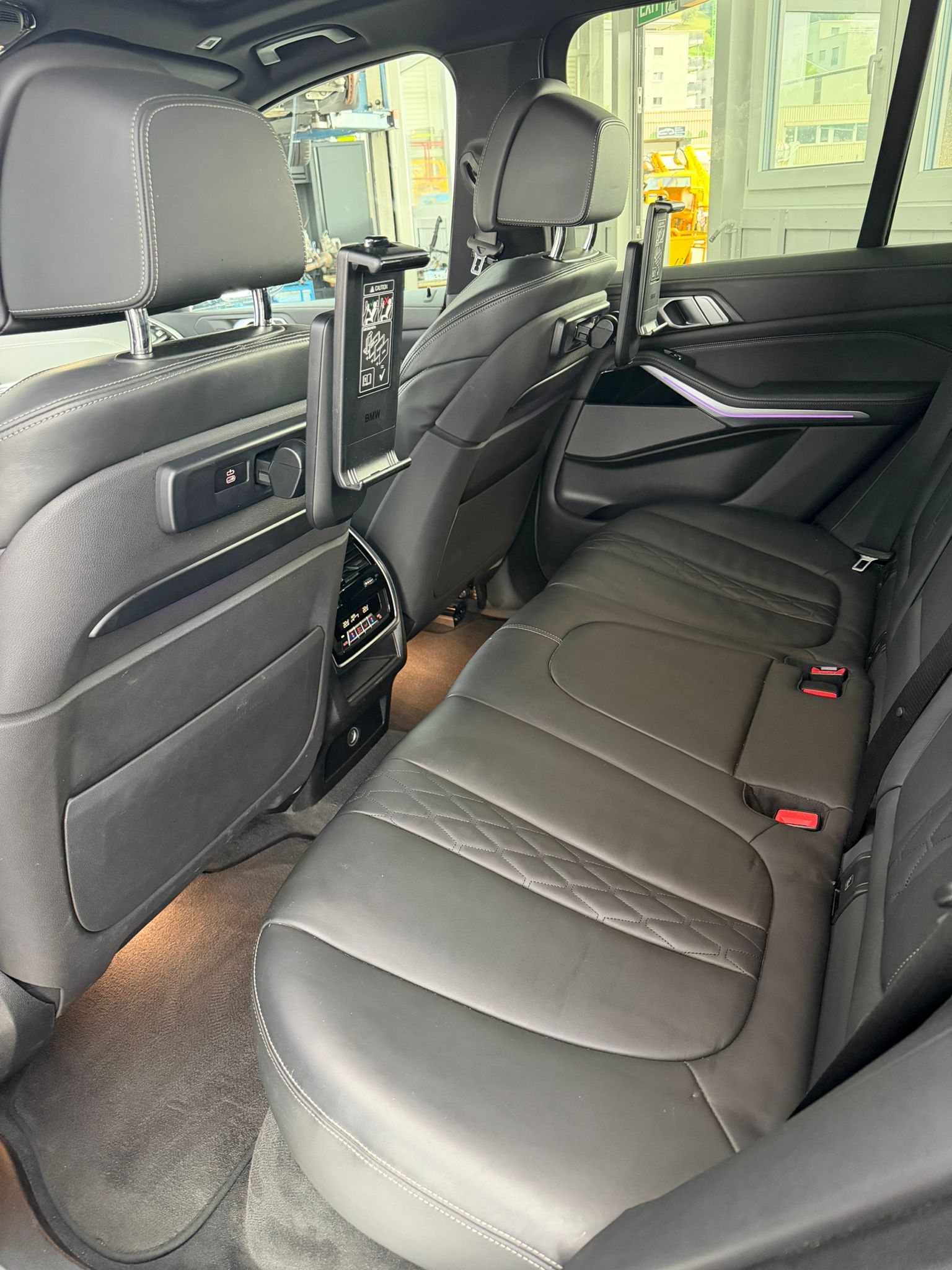BMW X5 xDrive 40i Steptronic-image-12