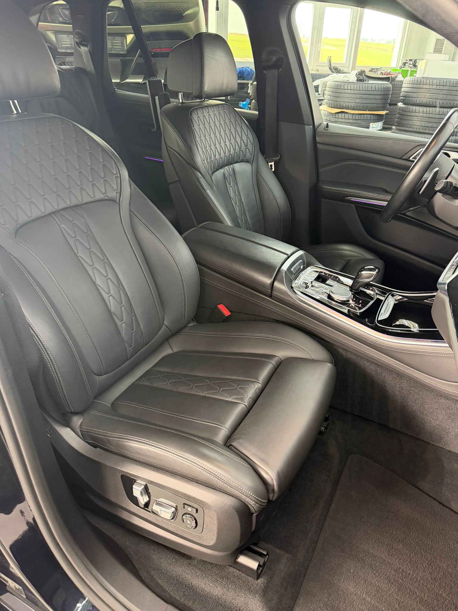 BMW X5 xDrive 40i Steptronic-image-13