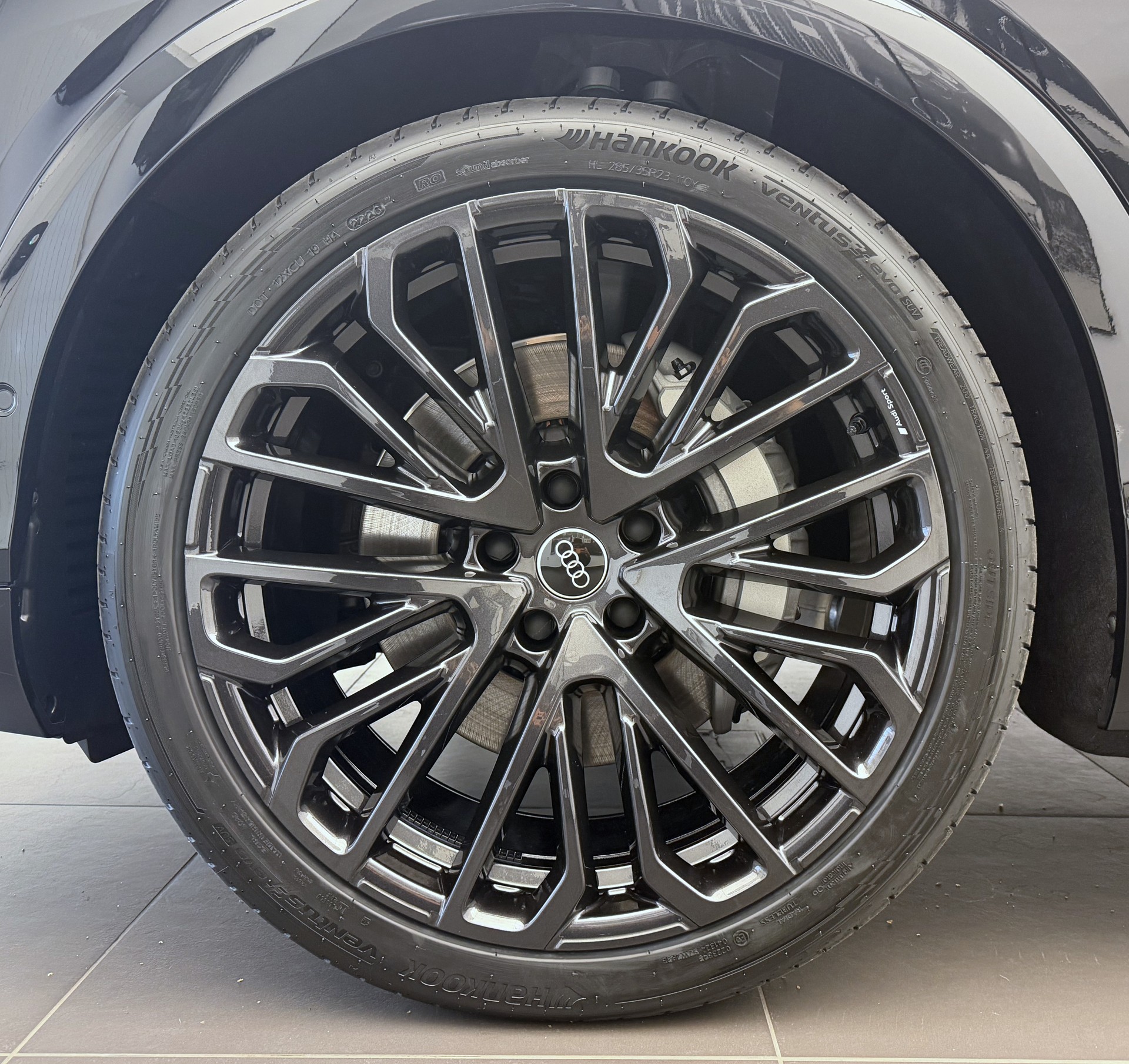 AUDI Q7 SUV TDI quattro 220 kW-image-2