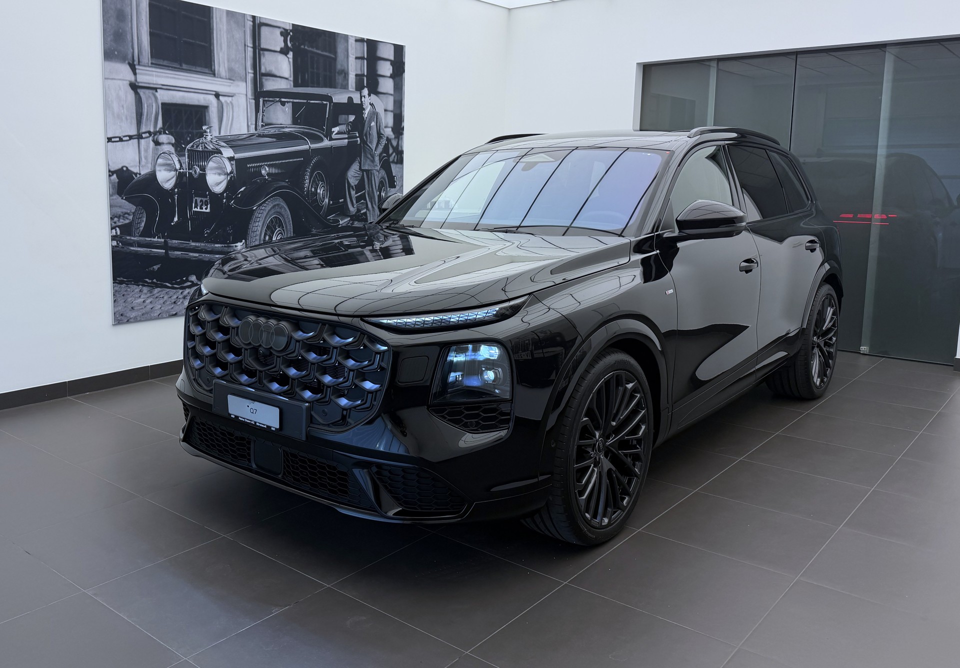 AUDI Q7 SUV TDI quattro 220 kW-image-0