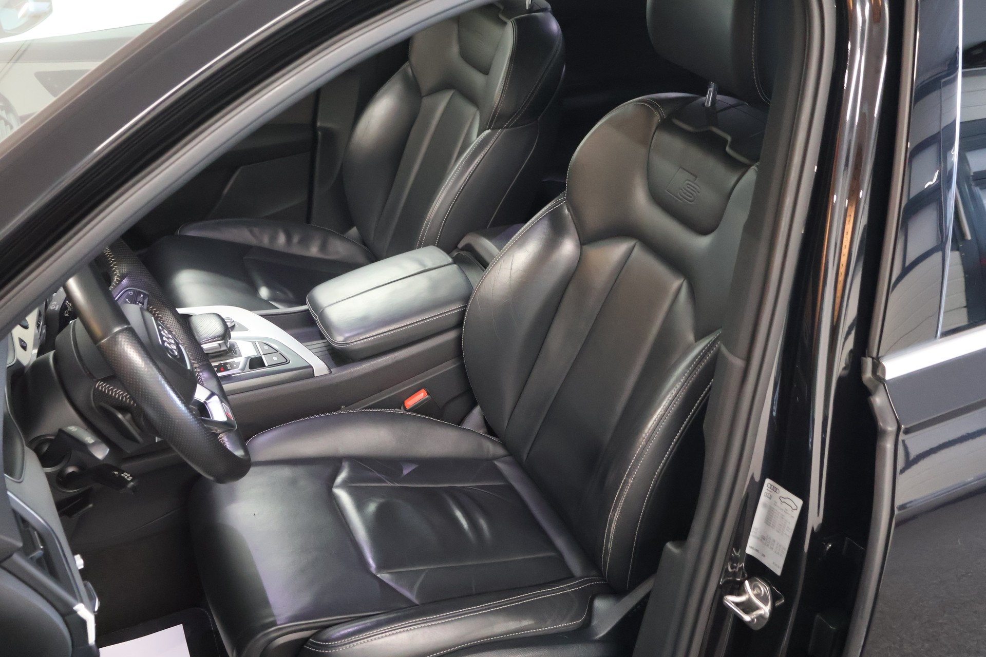 AUDI Q7 3.0 TDI quattro tiptronic-image-10