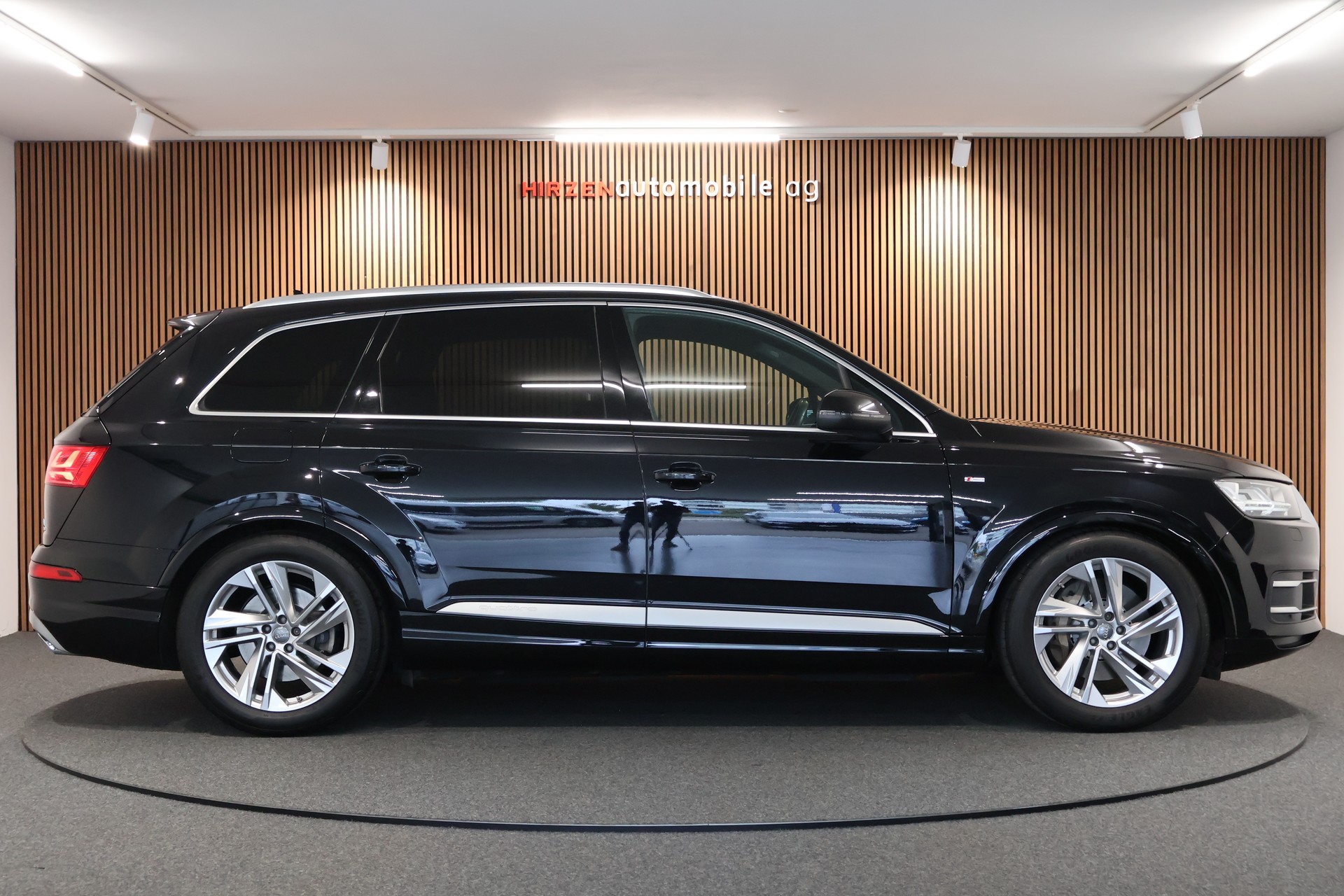 AUDI Q7 3.0 TDI quattro tiptronic 7 Sitze-image-5