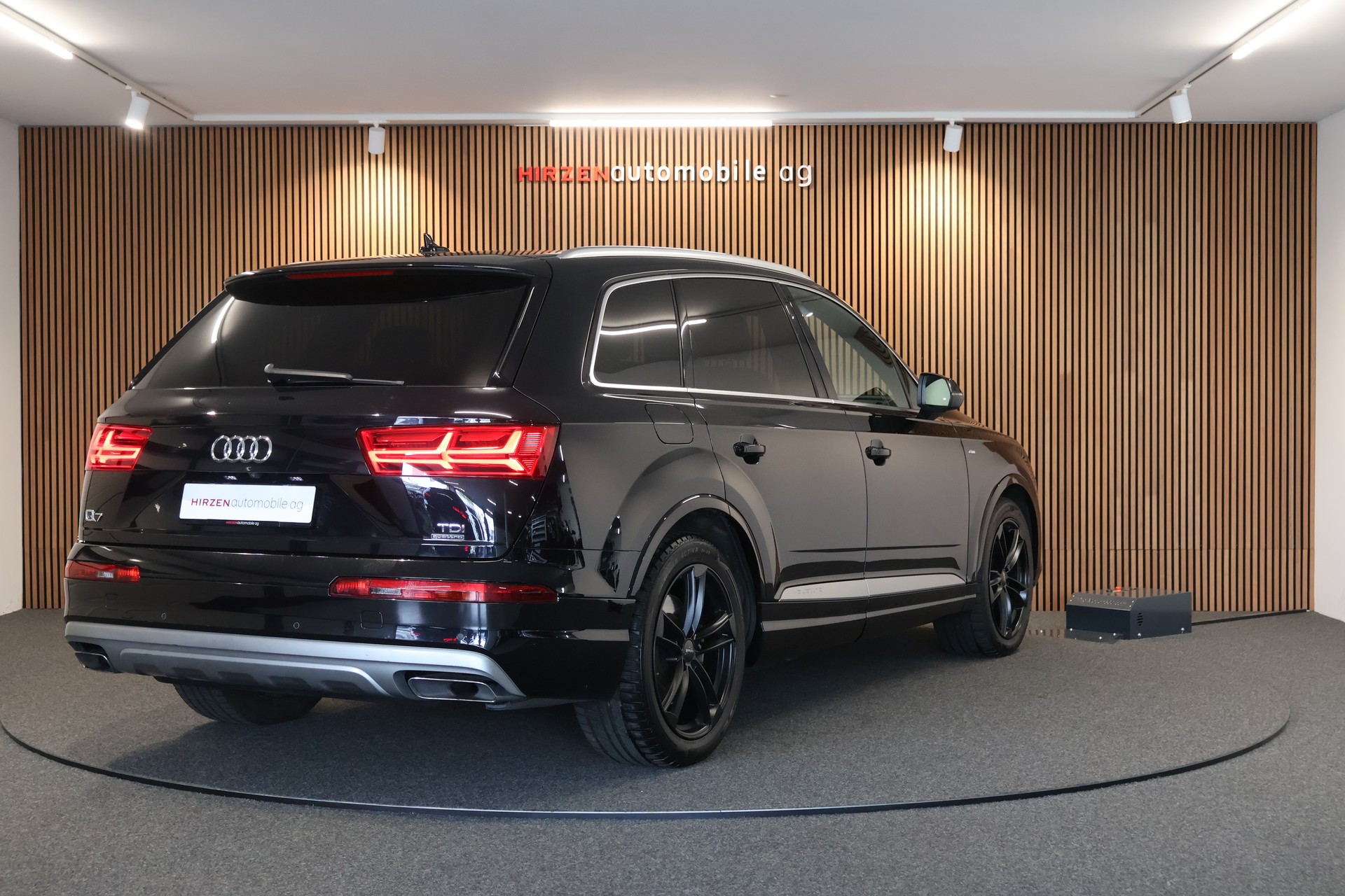 AUDI Q7 3.0 TDI quattro tiptronic-image-4