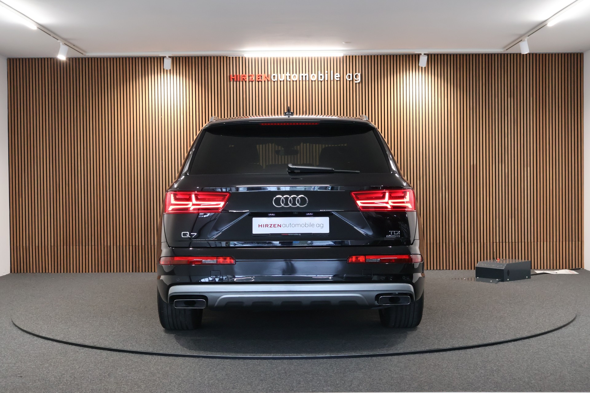 AUDI Q7 3.0 TDI quattro tiptronic 7 Sitze-image-3