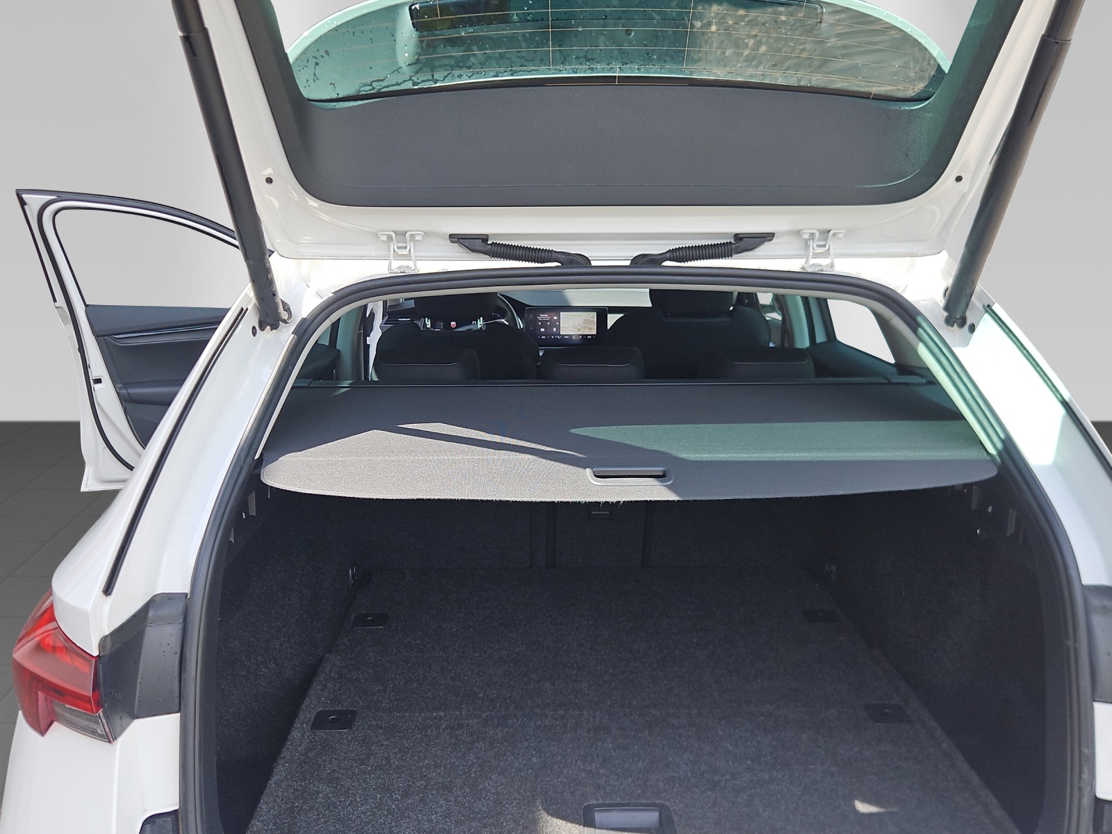 SKODA Octavia Combi 2.0 TDI DSG Ambition 4x4-image-7