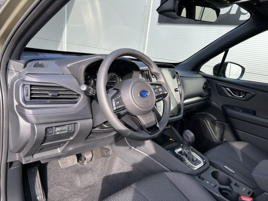 SUBARU Forester 2.0ie Swiss Plus-image-7