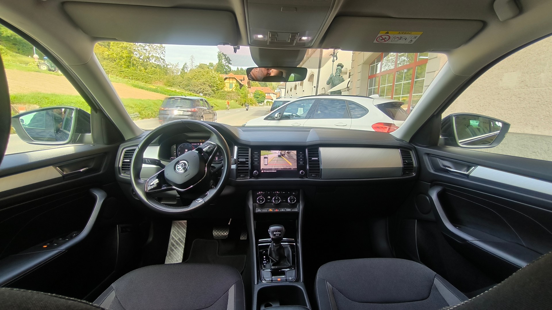 SKODA Kodiaq 2.0 TDI CR Ambition 4x4 DSG-image-11